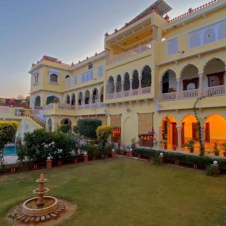 The Grand Haveli And Resort Nawalgarh ภายนอก รูปภาพ