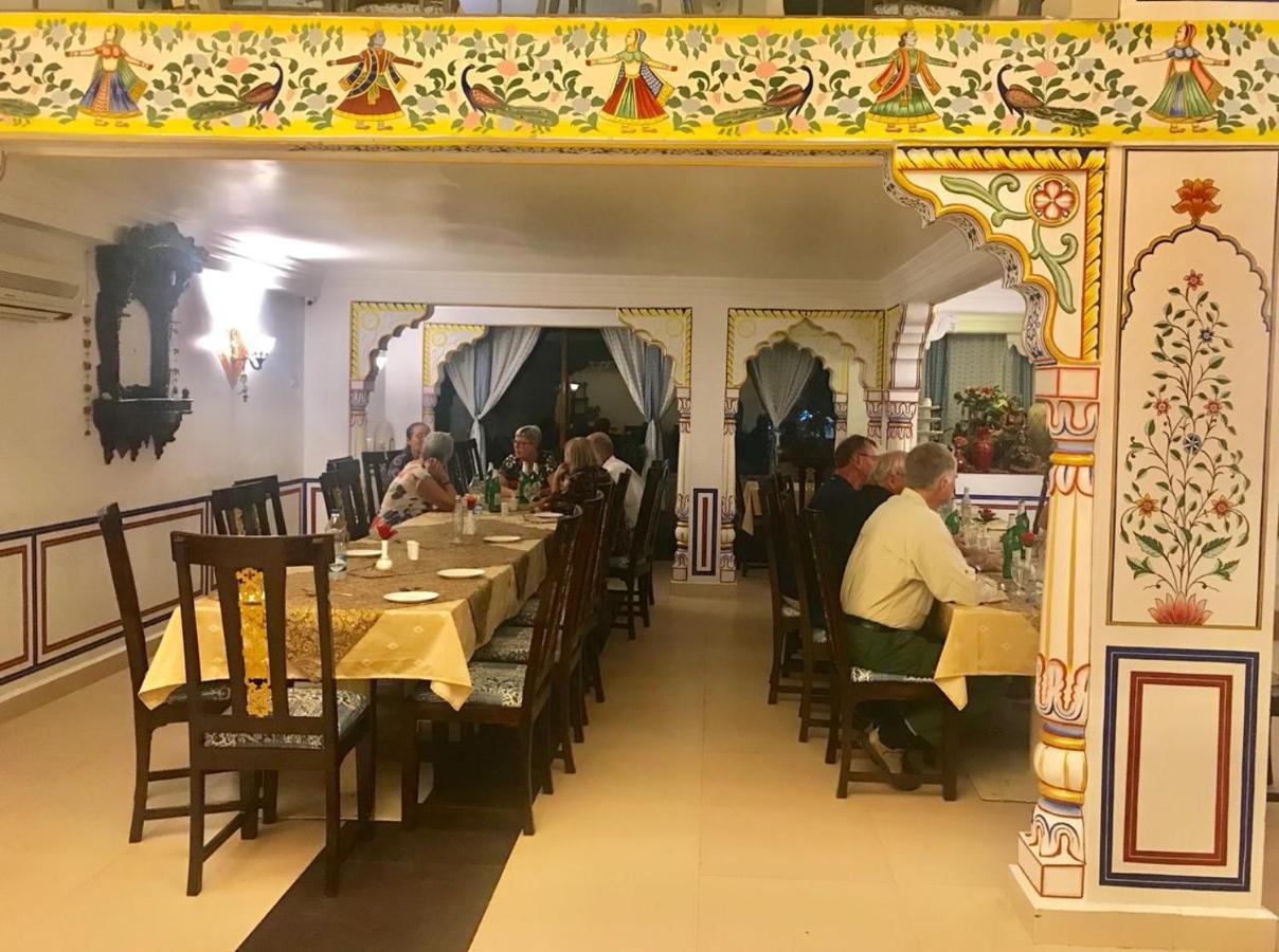 The Grand Haveli And Resort Nawalgarh ภายนอก รูปภาพ