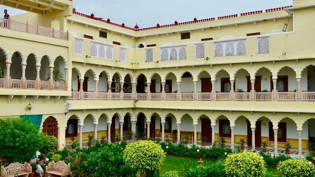 The Grand Haveli And Resort Nawalgarh ภายนอก รูปภาพ